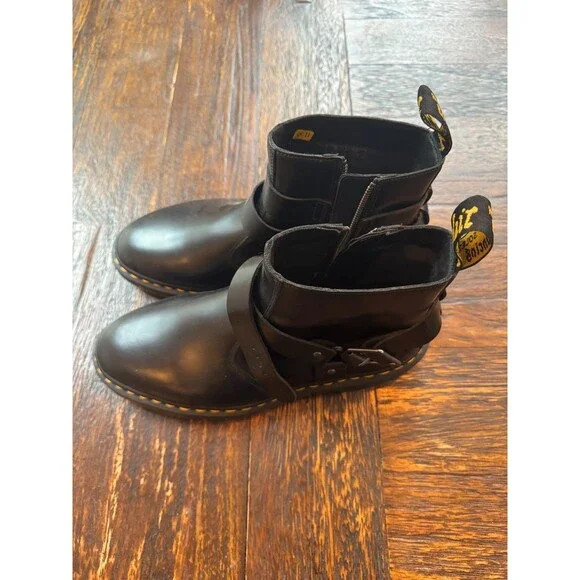 DR. MARTENS JAIMES LEATHER HARNESS CHELSEA BOOTS, SIZE 10 MEN  / 11 WOMEN NWOB - Picture 2 of 5